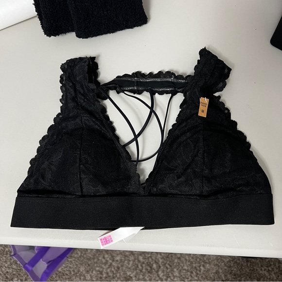 Victoria’s Secret Black Lace Halter Strap Bra New With Tags Size Medium - Picture 7 of 8